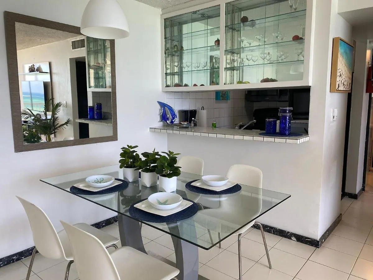 Marbella del Caribe Isla Verde Beachfront Aparthotel San Juan