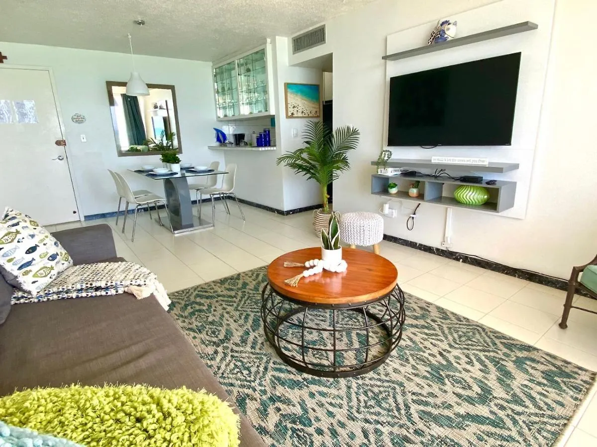 Marbella del Caribe Isla Verde Beachfront Aparthotel San Juan 0*,